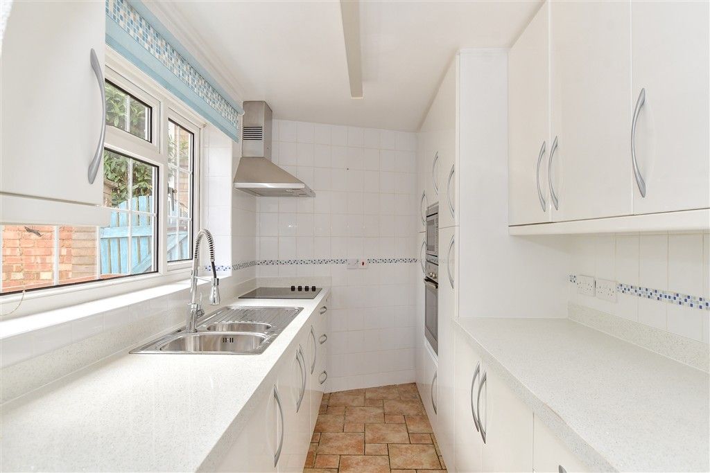 Property photo 2 of 20 Kitchen