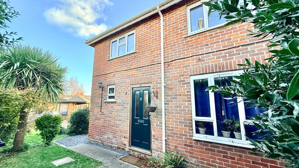 Property photo 1 of 25