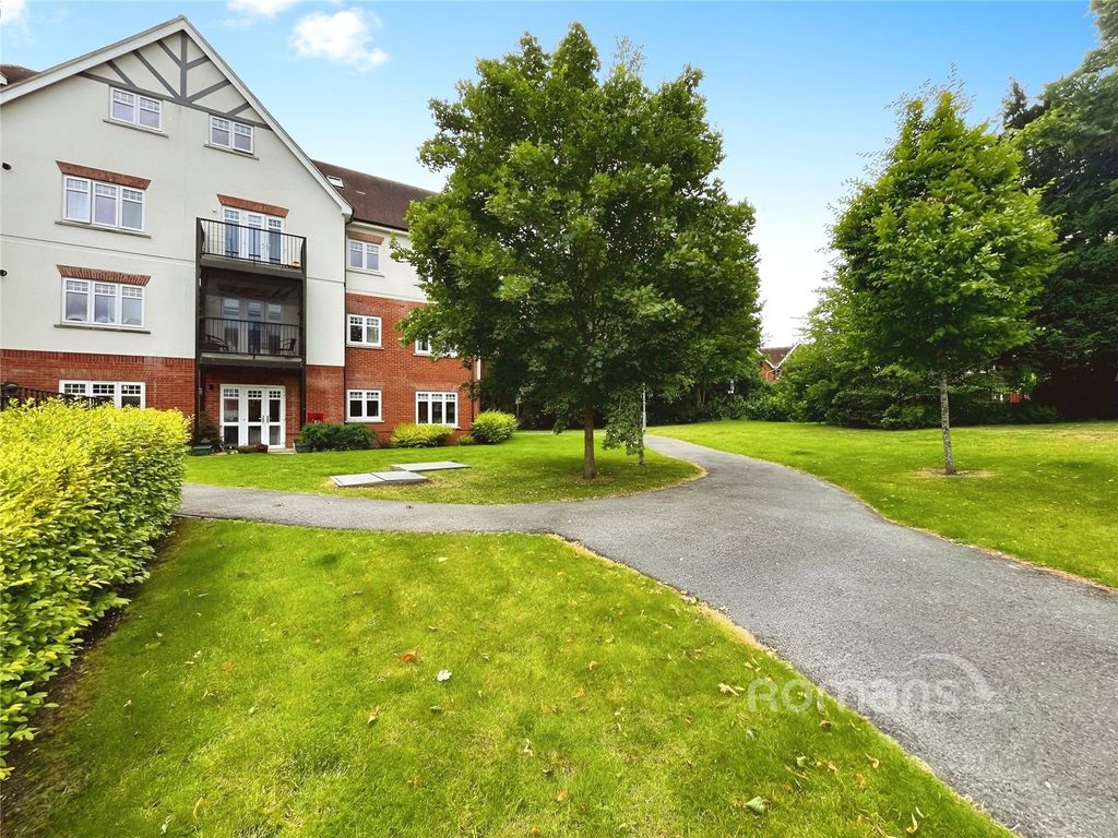 Property photo 3 of 9 Picture No. 30