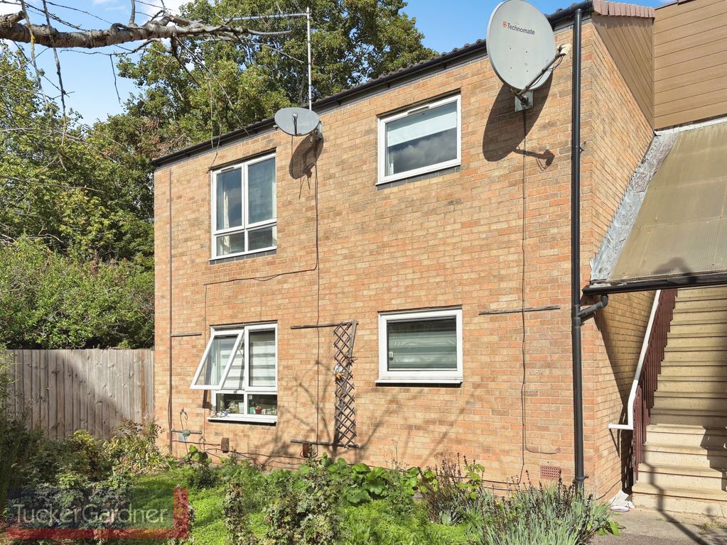Property photo 1 of 6