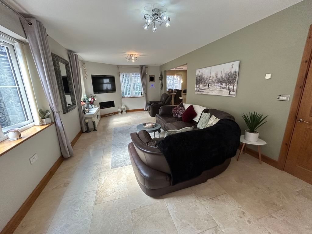 Property photo 3 of 58 Photo 3