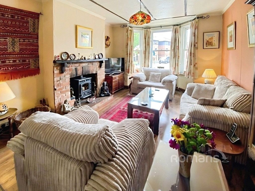 Property photo 2 of 34 Picture No. 55