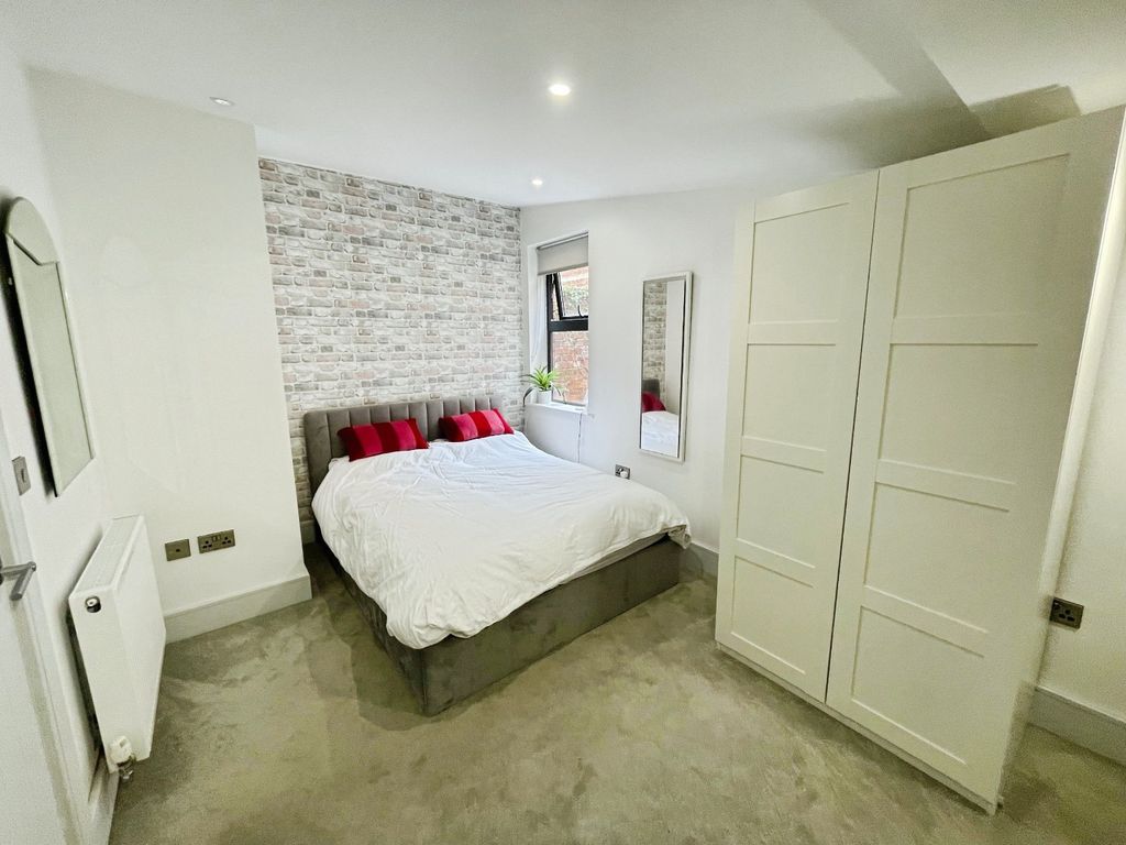 Additional image 7 of 2 bed flat for saleThe Warehouse, Volunteer Street, Chester CH1