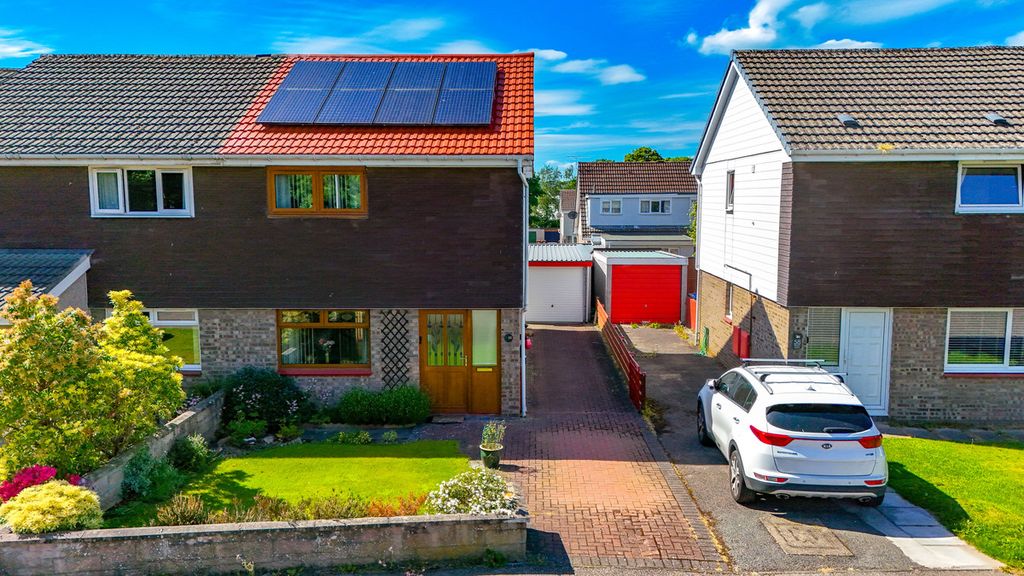 Property photo 1 of 34