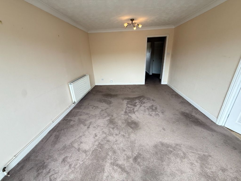 Property photo 3 of 8 5119944