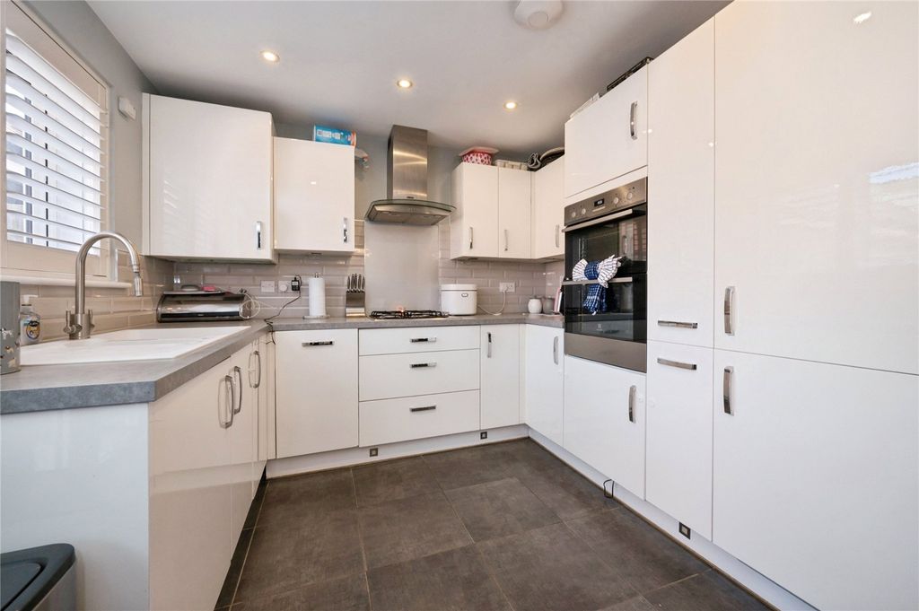 Property photo 3 of 10 Picture No. 44