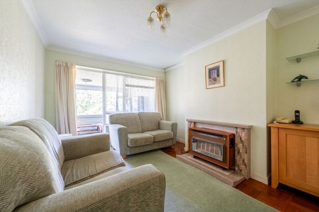 Property photo 3 of 16