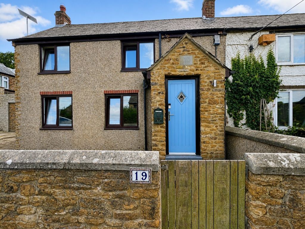 Property photo 1 of 27