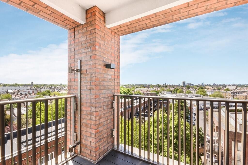 Property photo 2 of 10 Photo 4