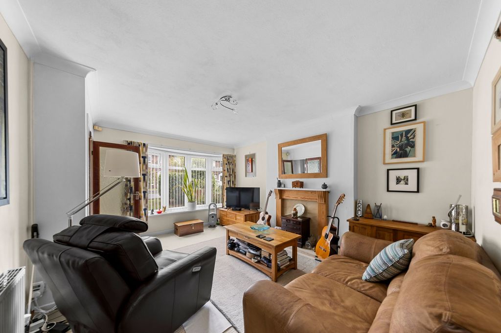 Property photo 2 of 22
