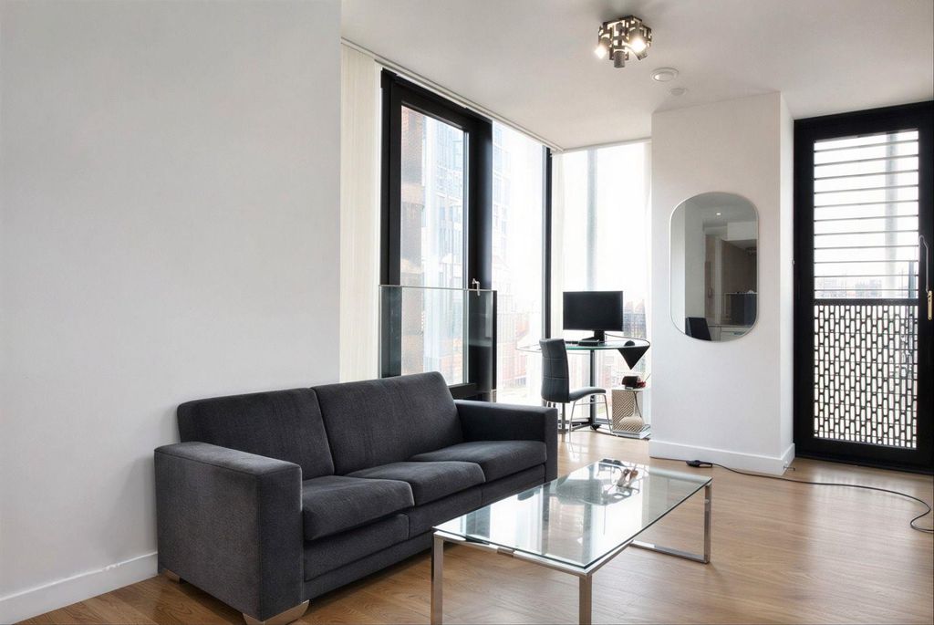 Property photo 2 of 13 29Bbf43A-5dc8-48c2-9Ad5-Be33F8Bfb09B.Jpg