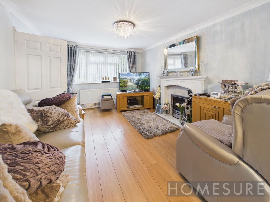 Property photo 2 of 75 Picture No. 05