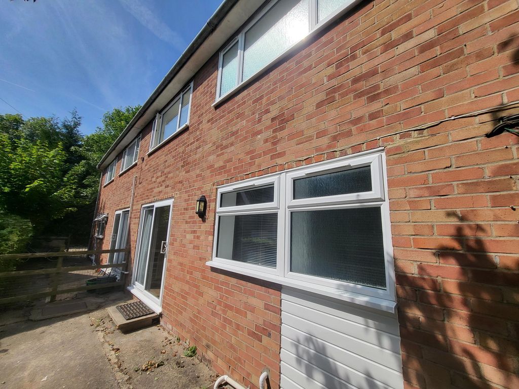 Property photo 1 of 10 Exterior