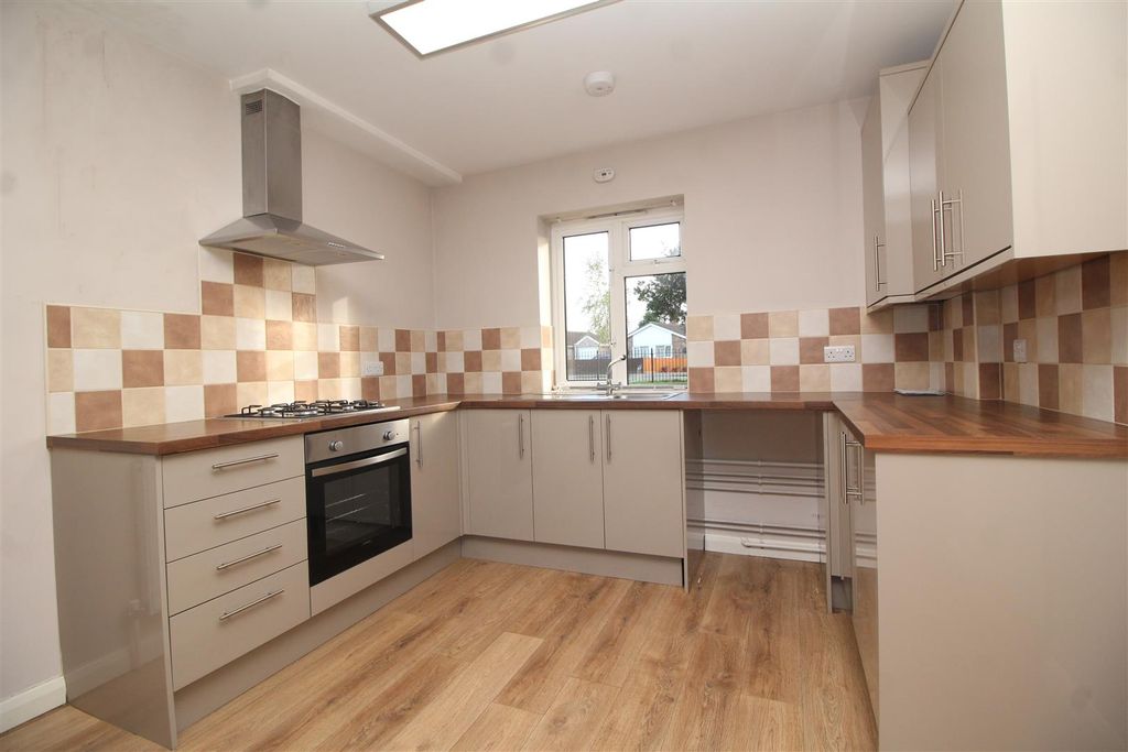 Property photo 3 of 11 Img_9470.Jpg