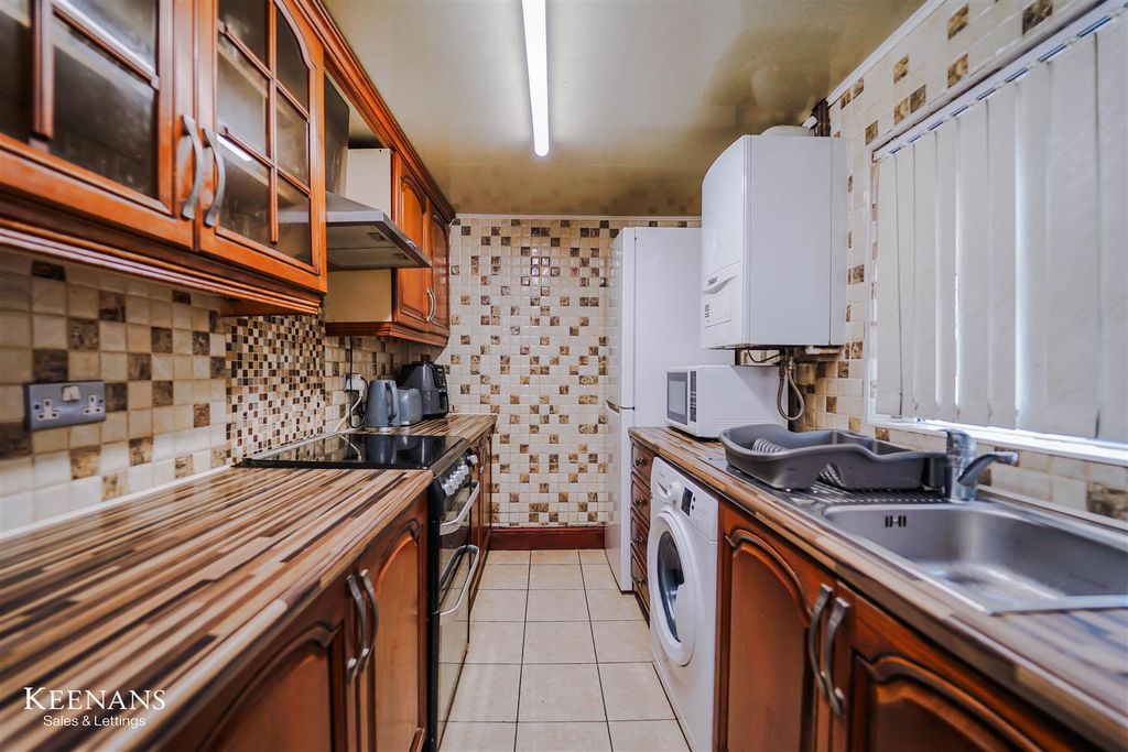 Property photo 3 of 18 3.Jpg