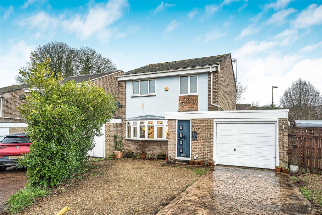 Property photo 1 of 17 13_73049.Jpg