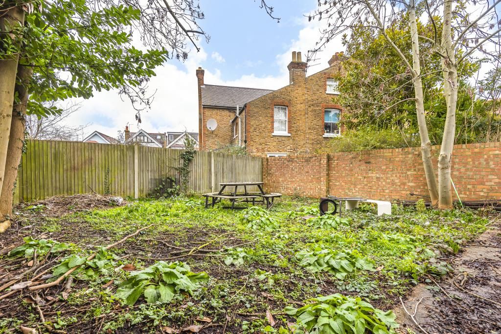 Property photo 3 of 10 Garden