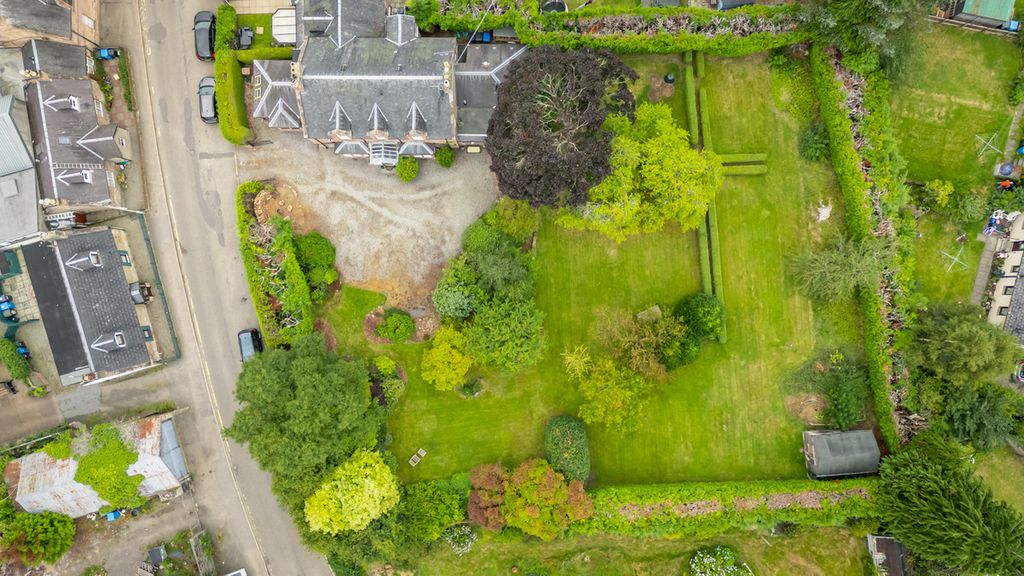 Property photo 2 of 49