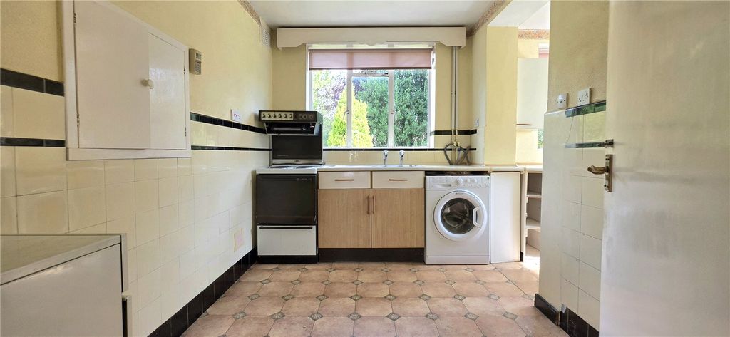 Property photo 2 of 31 Picture No. 07