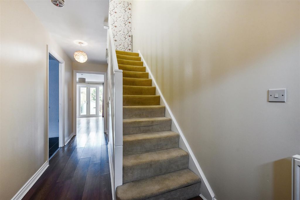 Property photo 2 of 23 Ph22_6231951.Jpg