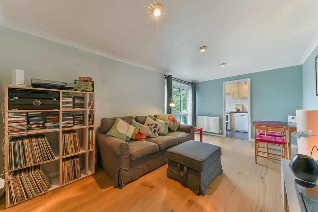 Property photo 1 of 6
