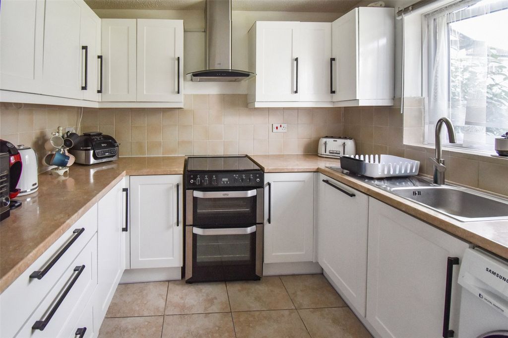 Property photo 2 of 13 Picture No. 01