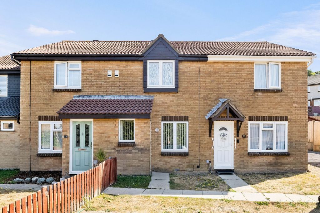 Property photo 1 of 11