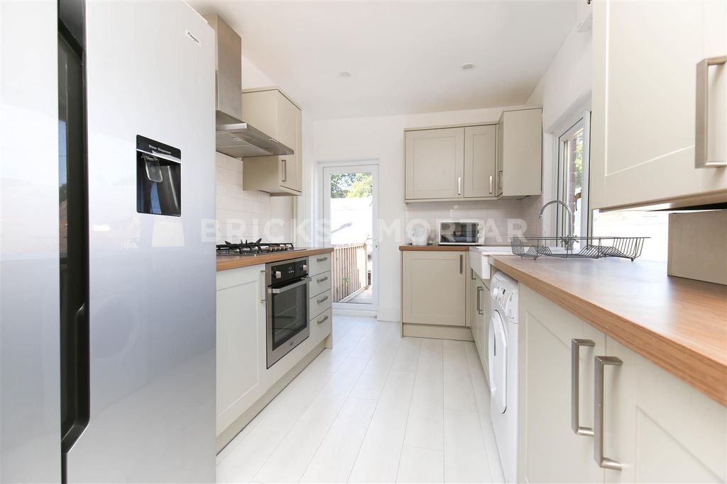 Property photo 1 of 15 3Sy85Rzohtgbhu2P4Bm1Tdthz78.Jpg