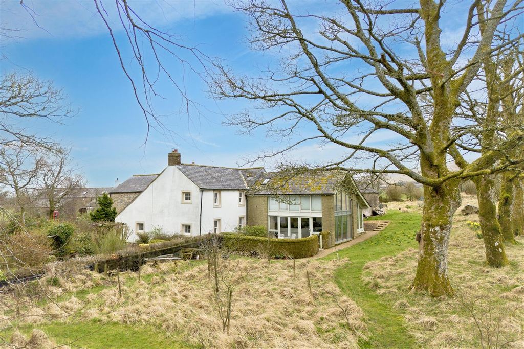 Property photo 1 of 60 Greenrigg Farm