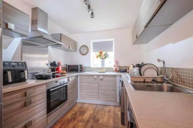 Property photo 2 of 15 Kitchen Diner