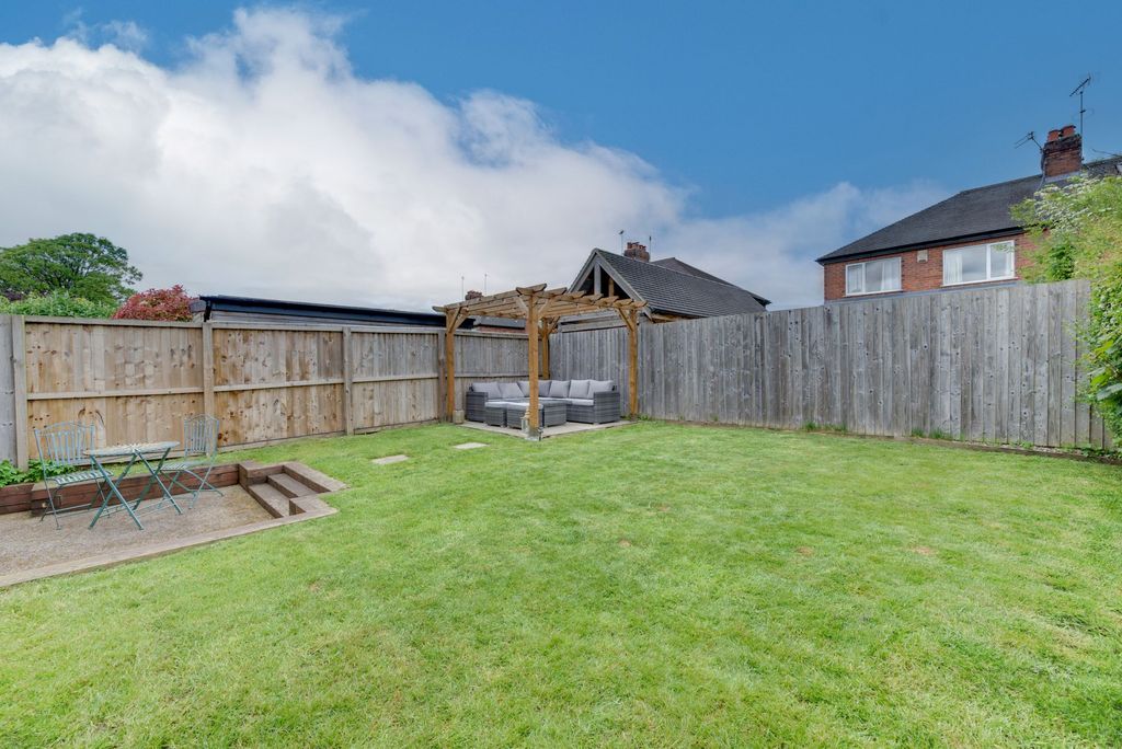 Property photo 3 of 38