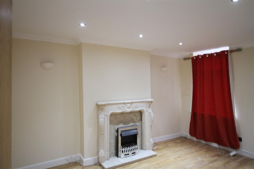Property photo 2 of 11 Img_6227[1].Jpg