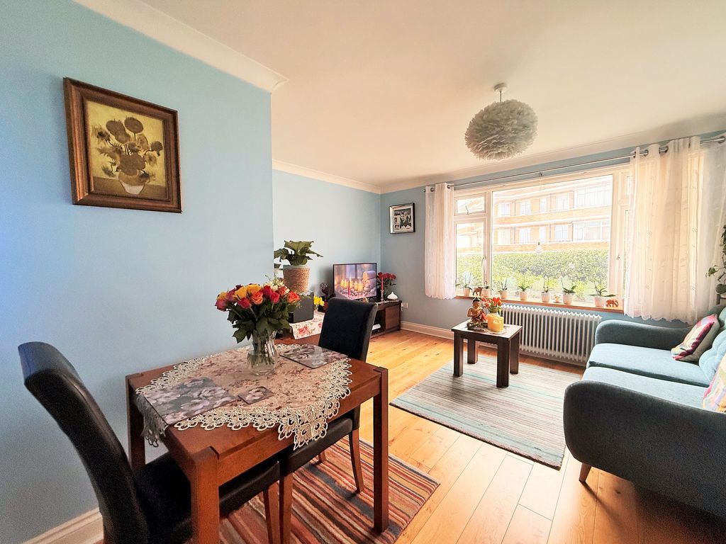 Property photo 3 of 12 Img_0048