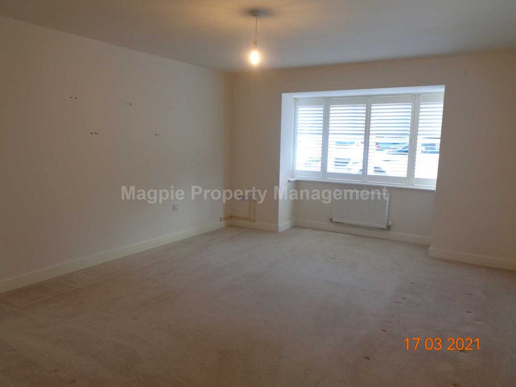Property photo 3 of 23