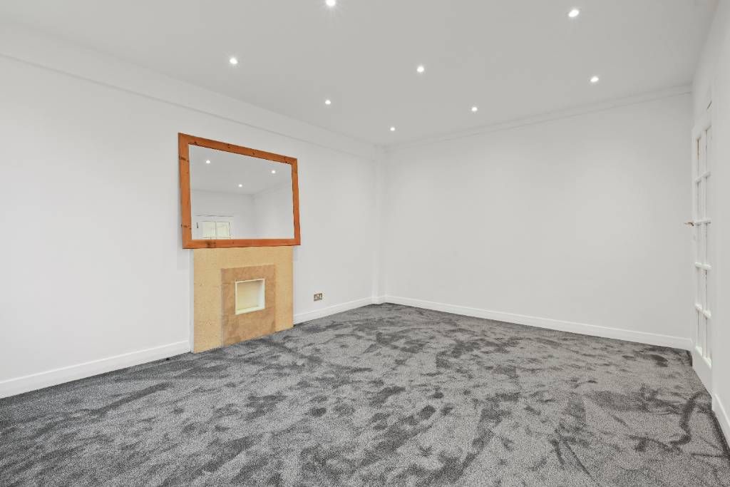 Property photo 3 of 15 Image