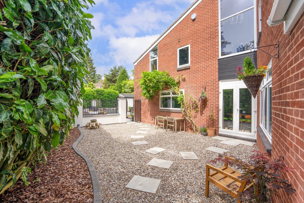 Additional image 34 of 4 bed detached house for saleThe Court House, Barnetts Lane, Kidderminster DY10
