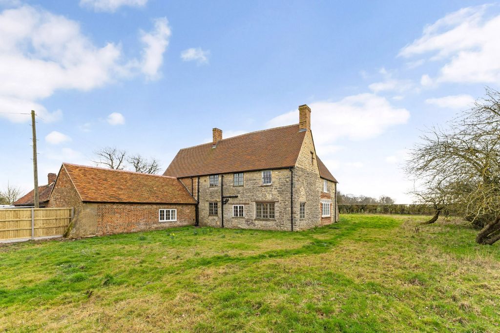 Property photo 1 of 15 Picture No. 01