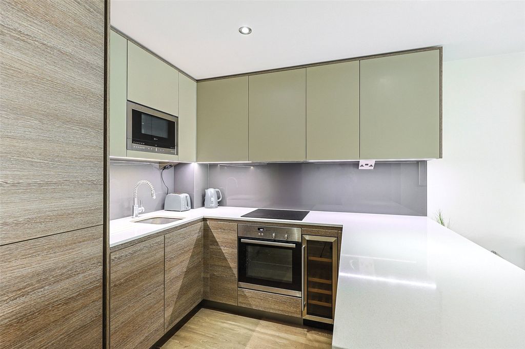 Property photo 3 of 15 Picture No. 34