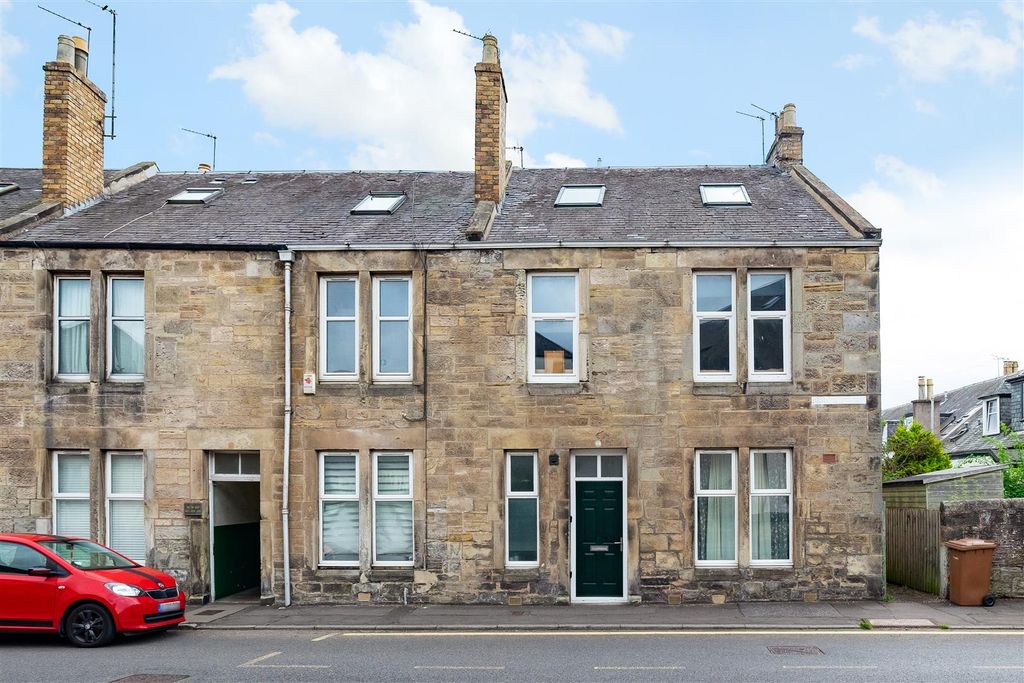 Property photo 1 of 21