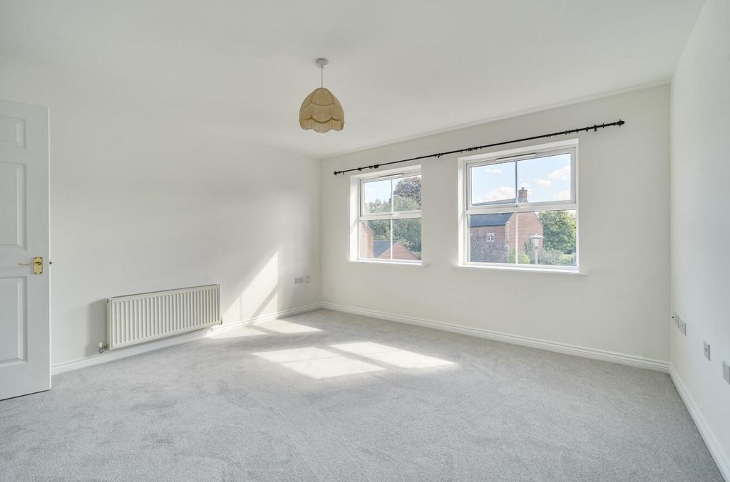Additional image 4 of 3 bed flat for salePopham Close, Tiverton, Devon EX16