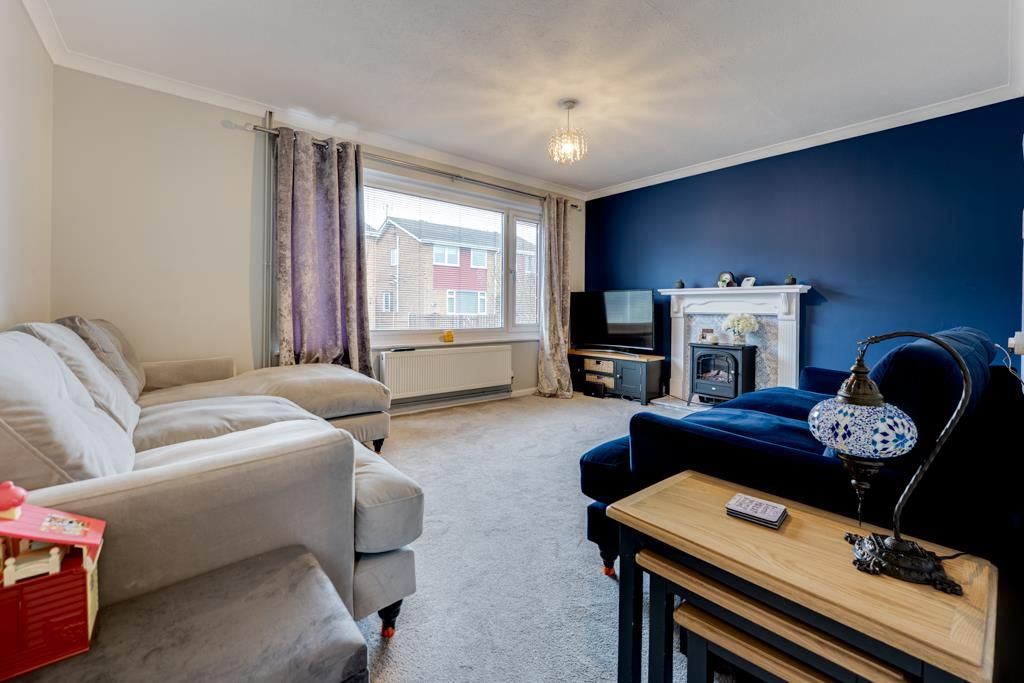 Property photo 2 of 26 7 Denton Court, Burton Latimer-8.Jpg