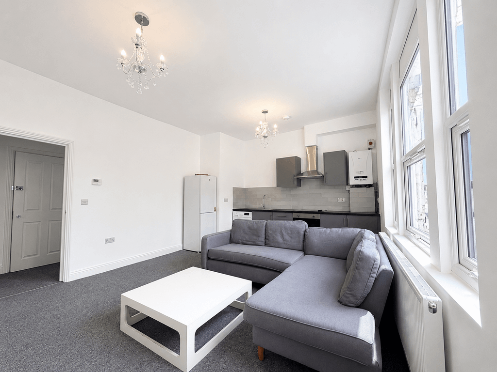 Property photo 2 of 8 248 6