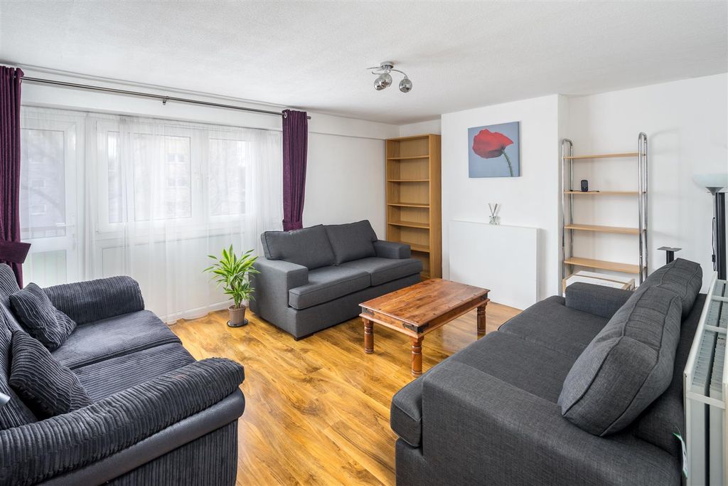 Property photo 1 of 13 Kebbell Terrace, Claremont Road, E7