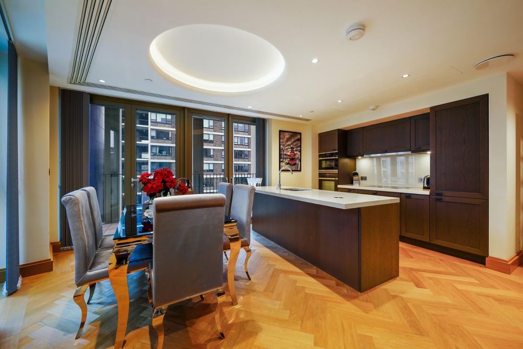 Property photo 3 of 8 Abell House Sw1P 4Fe-9.Jpg