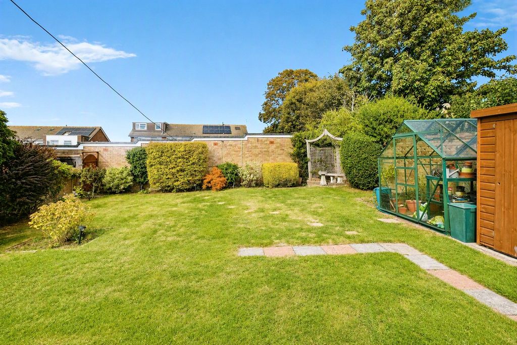 Property photo 2 of 15 Picture No. 04