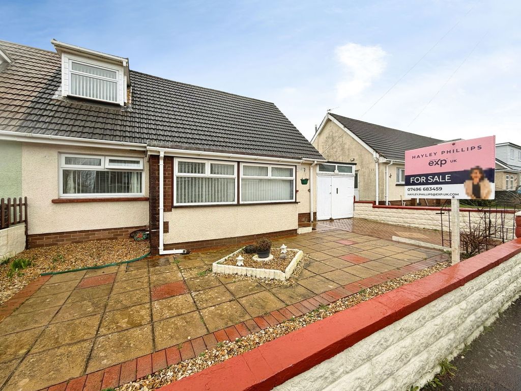 Property photo 1 of 28