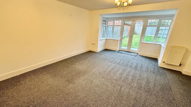 Property photo 2 of 14 Photo 4