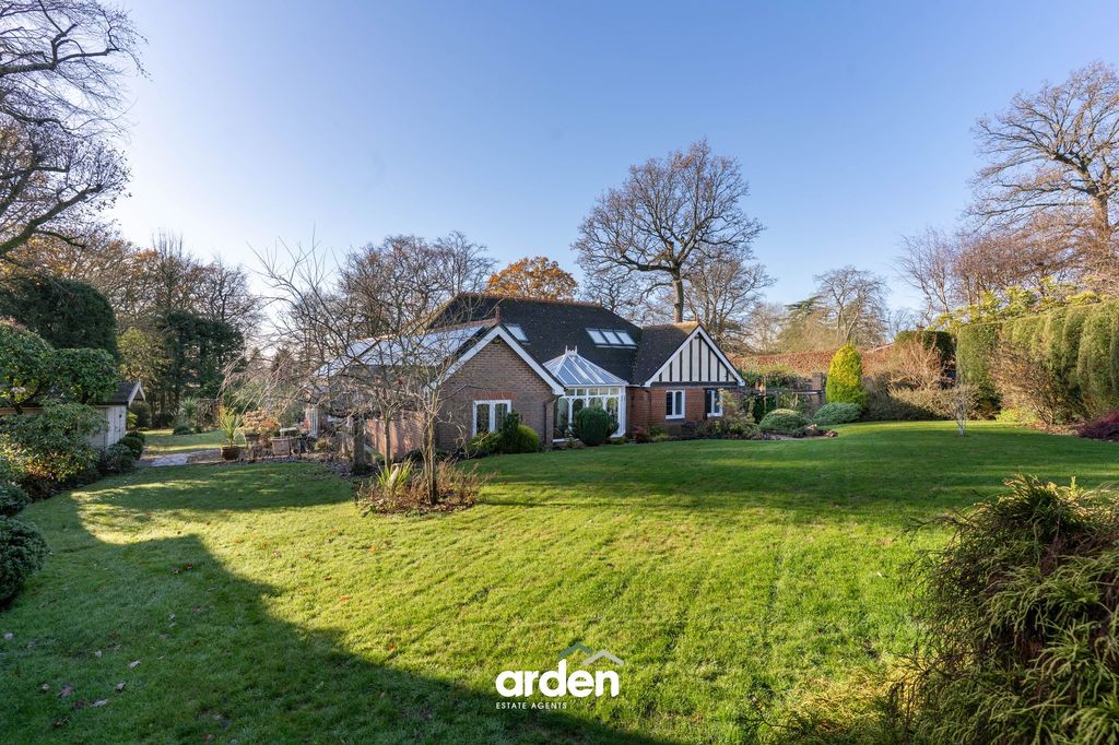 Property photo 2 of 25