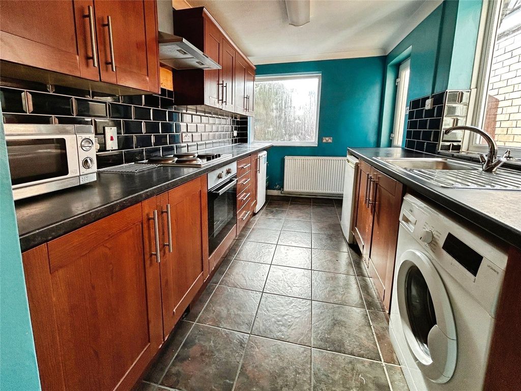 Property photo 3 of 10 Picture No. 08
