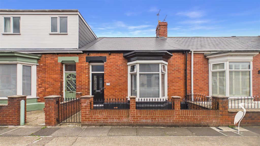 Property photo 1 of 21